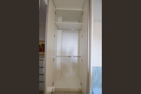 Armário de kitnet/studio para alugar com 1 quarto, 30m² em Centro, Belo Horizonte