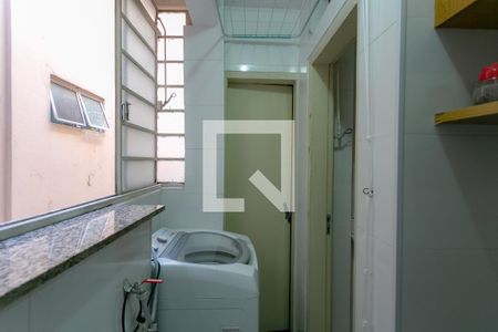 Apartamento à venda com 70m², 2 quartos e 1 vagaÁrea de Serviço