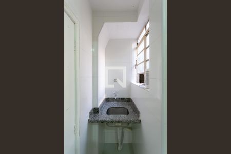 Apartamento à venda com 70m², 2 quartos e 1 vagaÁrea de Serviço