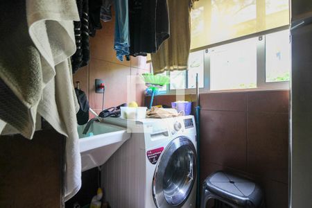 Apartamento à venda com 47m², 2 quartos e 1 vaga Apartamento à venda com 47m², 2 quartos e 1 vagaCozinha e Área de Serviço