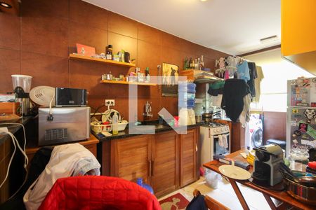 Apartamento à venda com 47m², 2 quartos e 1 vaga Apartamento à venda com 47m², 2 quartos e 1 vagaCozinha e Área de Serviço