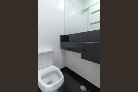Lavabo de casa de condomínio para alugar com 4 quartos, 260m² em Chácara Monte Alegre, São Paulo