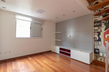 Casa de condomínio para alugar com 260m², 4 quartos e 4 vagasSuíte 1