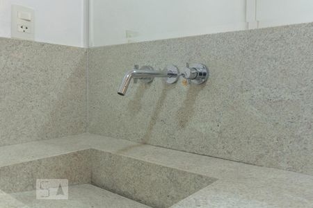 Casa de condomínio para alugar com 260m², 4 quartos e 4 vagasBanheiro - Suíte 3