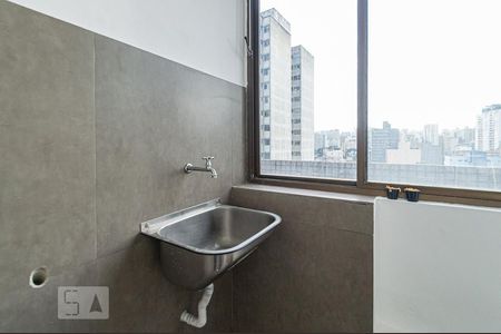 Apartamento à venda com 72m², 1 quarto e 1 vaga Apartamento à venda com 72m², 1 quarto e 1 vagaArea de Serviço