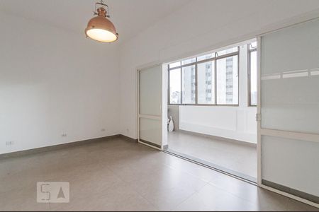 Apartamento à venda com 72m², 1 quarto e 1 vaga Apartamento à venda com 72m², 1 quarto e 1 vagaSala