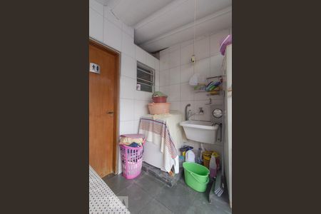 Casa à venda com 173m², 3 quartos e 4 vagas Casa à venda com 173m², 3 quartos e 4 vagasÁrea de serviço