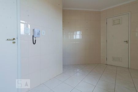 Apartamento à venda com 100m², 3 quartos e 2 vagas Apartamento à venda com 100m², 3 quartos e 2 vagasCozinha