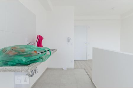 Cozinha de apartamento para alugar com 1 quarto, 33m² em Presidente Altino, Osasco