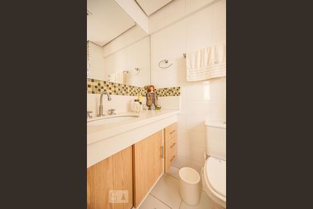 Apartamento à venda com 97m², 3 quartos e 2 vagasBanheiro suíte 2