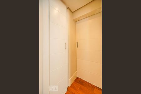 Apartamento à venda com 97m², 3 quartos e 2 vagasCorredor quartos