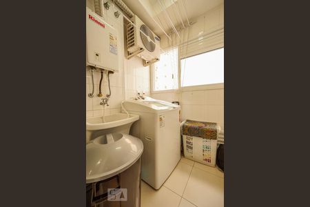 Apartamento à venda com 97m², 3 quartos e 2 vagasÁrea e serviço