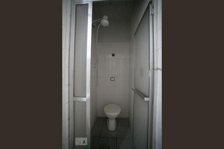 Apartamento à venda com 75m², 2 quartos e 1 vaga Apartamento à venda com 75m², 2 quartos e 1 vagaBanheiro de Serviço