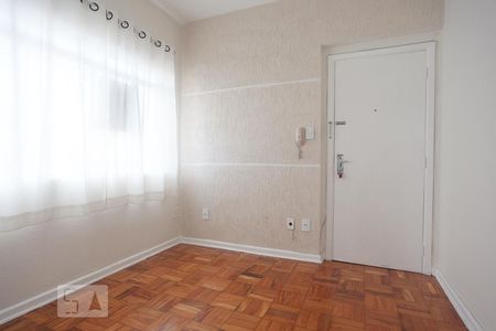 Sala de apartamento para alugar com 1 quarto, 41m² em Centro, Campinas