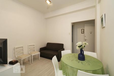 Sala. de apartamento para alugar com 1 quarto, 32m² em Copacabana, Rio de Janeiro