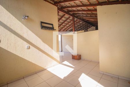 Casa à venda com 240m², 3 quartos e 3 vagasTerraço