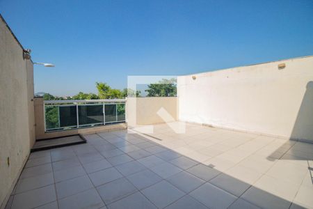 Casa à venda com 240m², 3 quartos e 3 vagasTerraço
