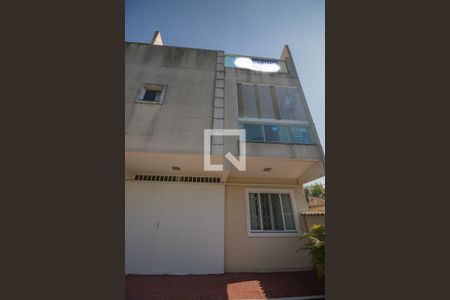 Casa à venda com 240m², 3 quartos e 3 vagasFachada 