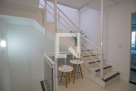 Casa à venda com 240m², 3 quartos e 3 vagasHall da escada 2º andar