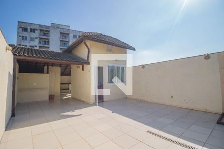 Casa à venda com 240m², 3 quartos e 3 vagasTerraço