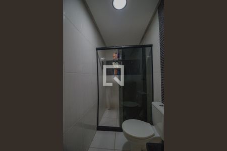 Casa à venda com 240m², 3 quartos e 3 vagasBanheiro da Suíte 2