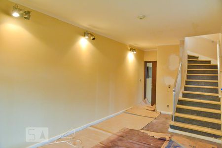 Sala de casa para alugar com 3 quartos, 180m² em Sumaré, São Paulo