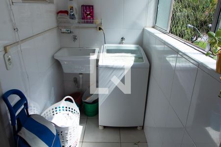 Apartamento à venda com 70m², 2 quartos e 1 vaga Apartamento à venda com 70m², 2 quartos e 1 vagaÁREA DE SERVIÇO