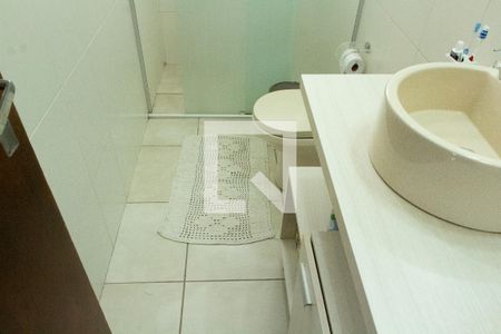 Apartamento à venda com 70m², 2 quartos e 1 vaga Apartamento à venda com 70m², 2 quartos e 1 vagaBANHEIRO