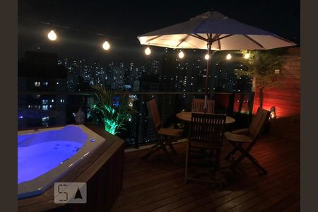 Apartamento para alugar com 120m², 2 quartos e 2 vagas Apartamento para alugar com 120m², 2 quartos e 2 vagasVaranda