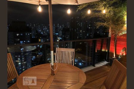 Apartamento para alugar com 120m², 2 quartos e 2 vagas Apartamento para alugar com 120m², 2 quartos e 2 vagasVaranda