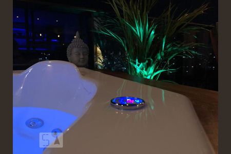 Apartamento para alugar com 120m², 2 quartos e 2 vagas Apartamento para alugar com 120m², 2 quartos e 2 vagasPiscina