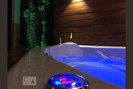 Apartamento para alugar com 120m², 2 quartos e 2 vagas Apartamento para alugar com 120m², 2 quartos e 2 vagasPiscina