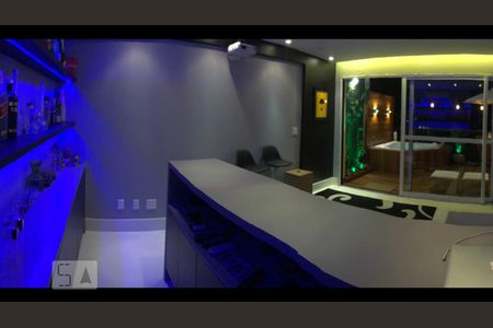 Apartamento para alugar com 120m², 2 quartos e 2 vagas Apartamento para alugar com 120m², 2 quartos e 2 vagasBar