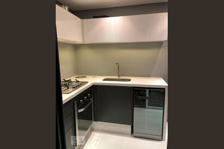 Apartamento para alugar com 120m², 2 quartos e 2 vagas Apartamento para alugar com 120m², 2 quartos e 2 vagasCozinha