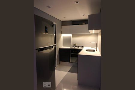 Apartamento para alugar com 120m², 2 quartos e 2 vagas Apartamento para alugar com 120m², 2 quartos e 2 vagasCozinha