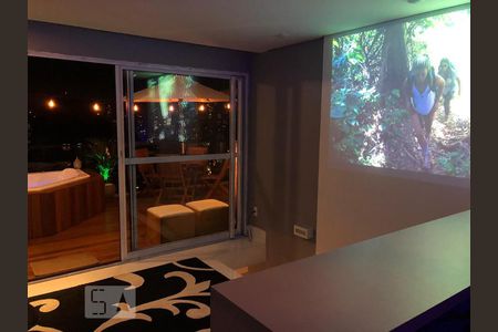 Apartamento para alugar com 120m², 2 quartos e 2 vagas Apartamento para alugar com 120m², 2 quartos e 2 vagasBar