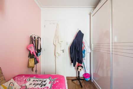 Apartamento à venda com 74m², 3 quartos e 1 vagaQuarto 2