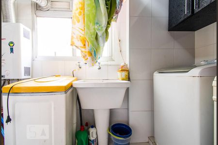 Apartamento à venda com 74m², 3 quartos e 1 vagaÁrea de Serviço