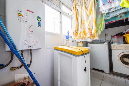 Apartamento à venda com 74m², 3 quartos e 1 vagaÁrea de Serviço