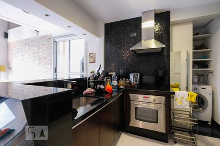 Apartamento à venda com 100m², 2 quartos e 3 vagas Apartamento à venda com 100m², 2 quartos e 3 vagasCozinha