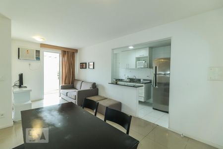 Sala de apartamento à venda com 2 quartos, 65m² em Jacarepaguá, Rio de Janeiro