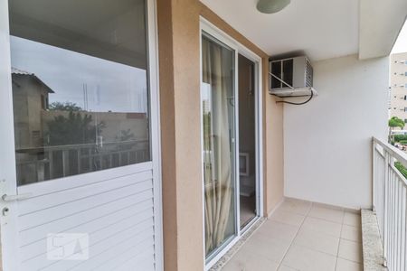 Apartamento à venda com 65m², 2 quartos e 1 vaga Apartamento à venda com 65m², 2 quartos e 1 vagaVaranda Sala