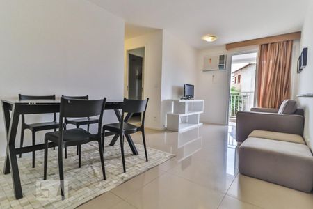 Sala de apartamento à venda com 2 quartos, 65m² em Jacarepaguá, Rio de Janeiro
