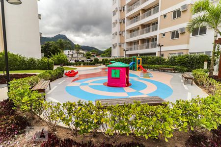 Apartamento à venda com 65m², 2 quartos e 1 vaga Apartamento à venda com 65m², 2 quartos e 1 vagaPlayground