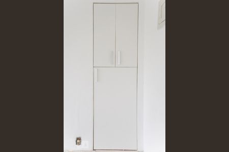 Kitnet armário de kitnet/studio para alugar com 1 quarto, 17m² em Grajaú, Rio de Janeiro