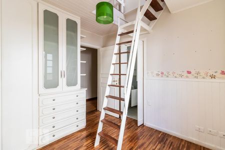 Casa de condomínio à venda com 340m², 4 quartos e 3 vagas Casa de condomínio à venda com 340m², 4 quartos e 3 vagasSuíte 1