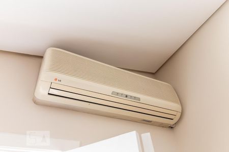 Casa de condomínio à venda com 340m², 4 quartos e 3 vagas Casa de condomínio à venda com 340m², 4 quartos e 3 vagasDetalhe da Suíte 3