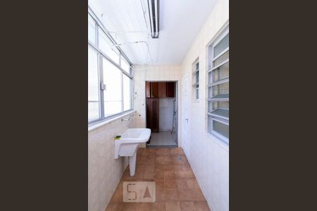 Apartamento à venda com 140m², 3 quartos e 1 vaga Apartamento à venda com 140m², 3 quartos e 1 vagaÁrea de Serviço