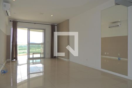 Sala de apartamento para alugar com 2 quartos, 114m² em Barra da Tijuca, Rio de Janeiro