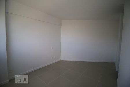 Apartamento à venda com 85m², 2 quartos e 1 vaga Apartamento à venda com 85m², 2 quartos e 1 vagaSuite 01
